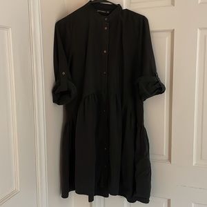 Zara women’s button-up black dress